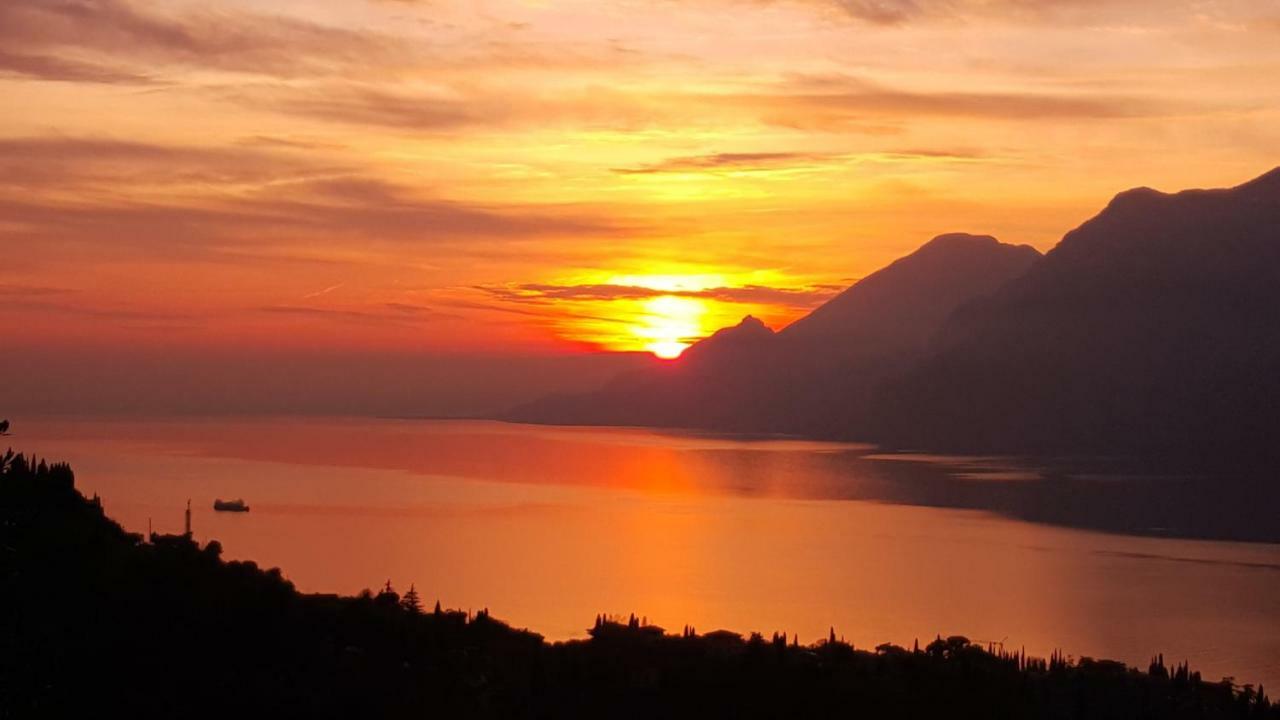 Appartamenti Tasel With Heated Pool Malcesine Exteriér fotografie